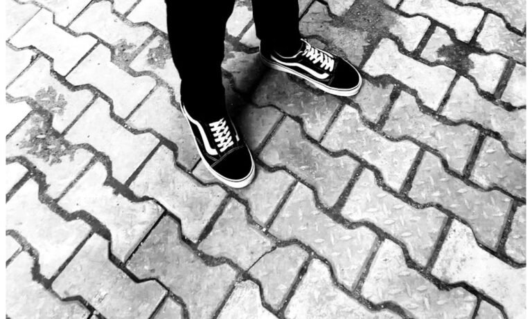 NoneOfYourIssueShoe: The Shoe That Solves All Your Foot Problems